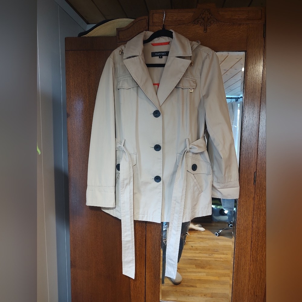 Ellen Tracy Trench PL